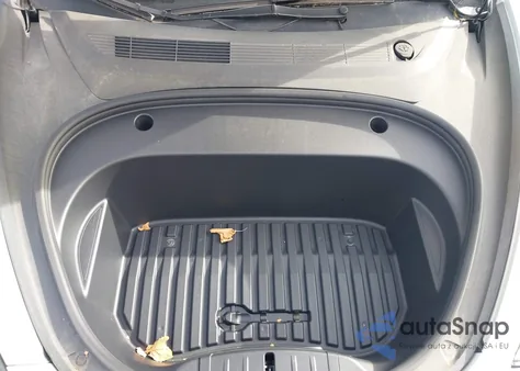 2022 Tesla Model 3 Long Range Dual Motor All-Wheel Drive z USA, uszkodzony, nr VIN 5YJ3E1EB4NF275667